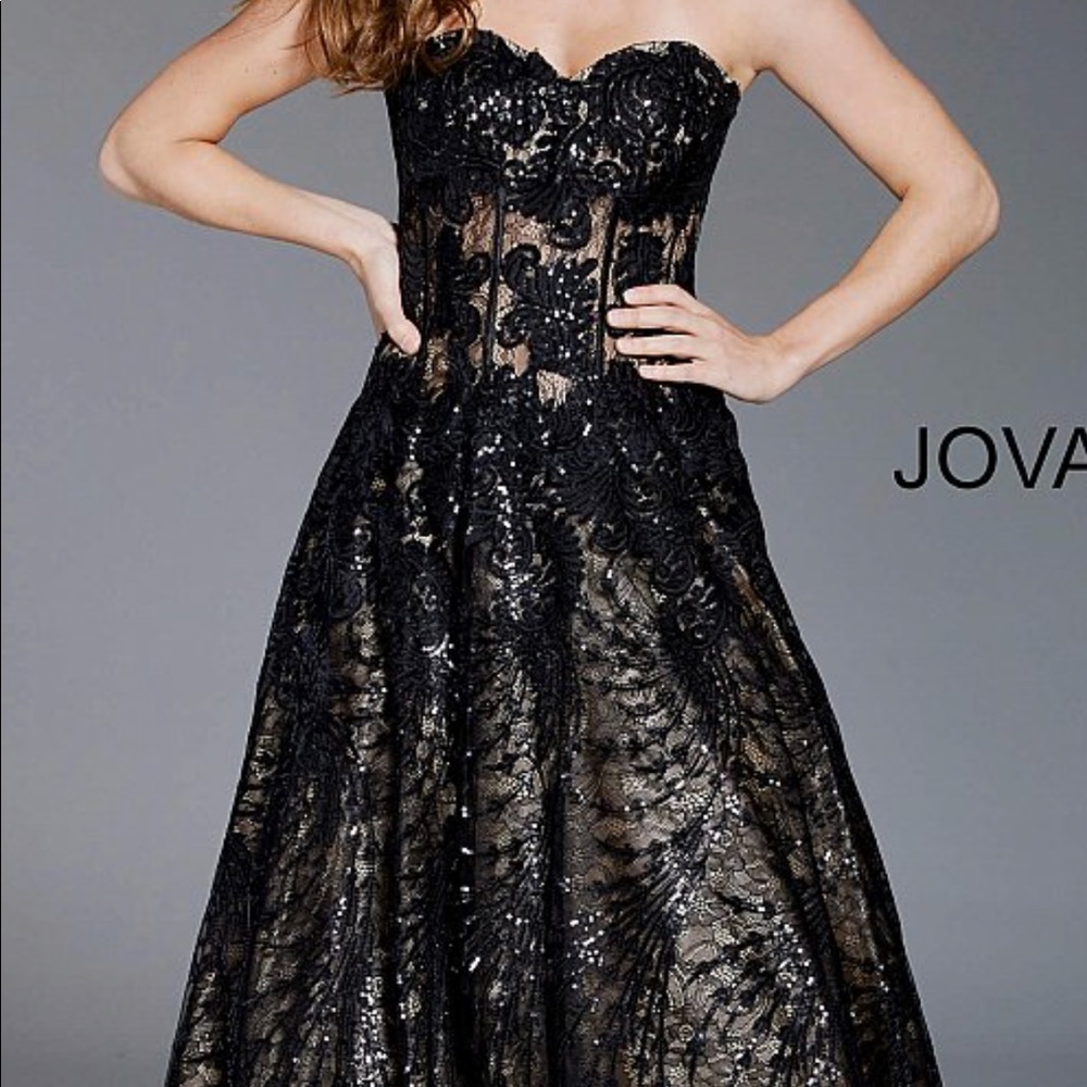 Lace strapless gown